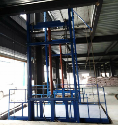 山西臨汾寶珠制藥采購(gòu)導(dǎo)軌式升降貨梯 山西臨汾寶珠制藥采購(gòu)導(dǎo)軌式升降貨梯